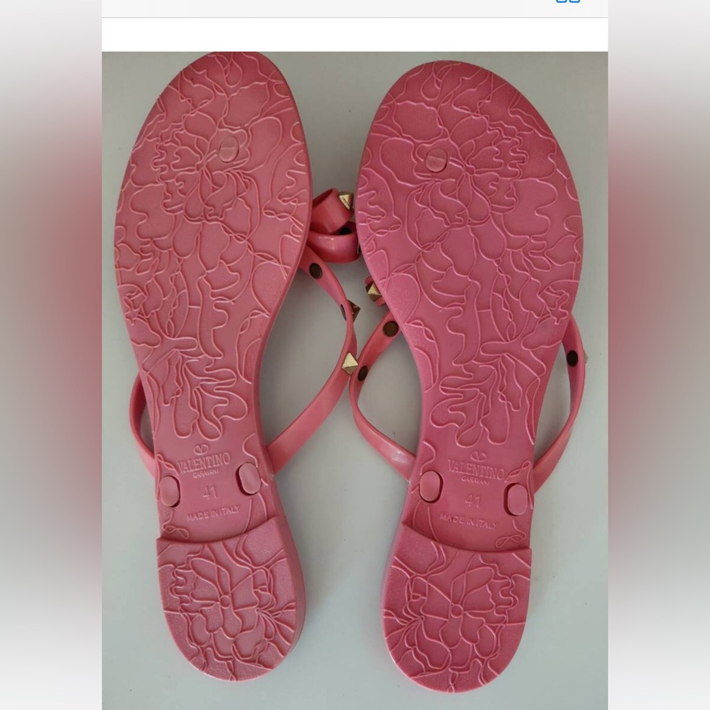 NEW! VALENTINO Garavani Jelly Flat Thong Sandals. Size 41 - Picture 4 of 9